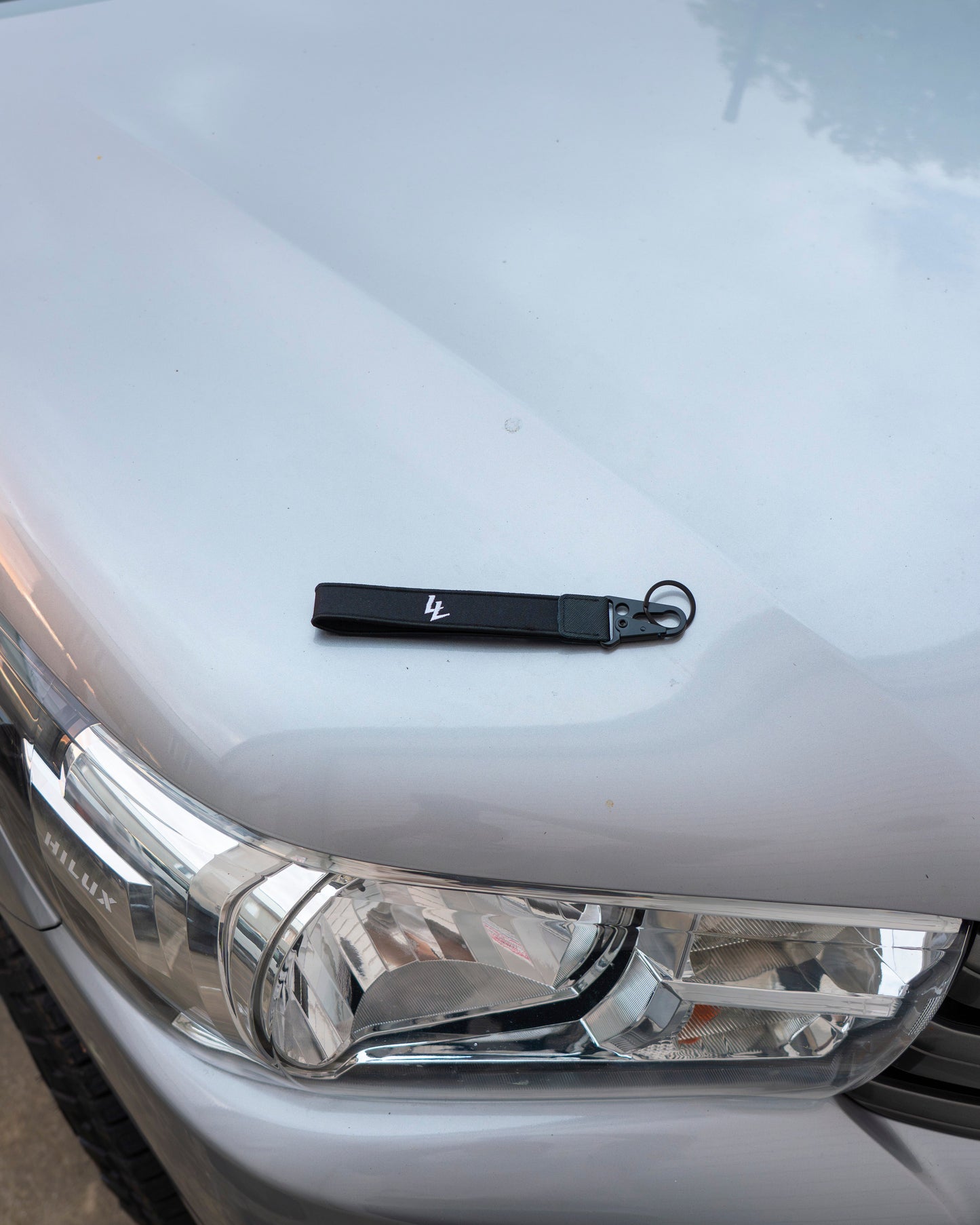 Larrikins Clip Tag