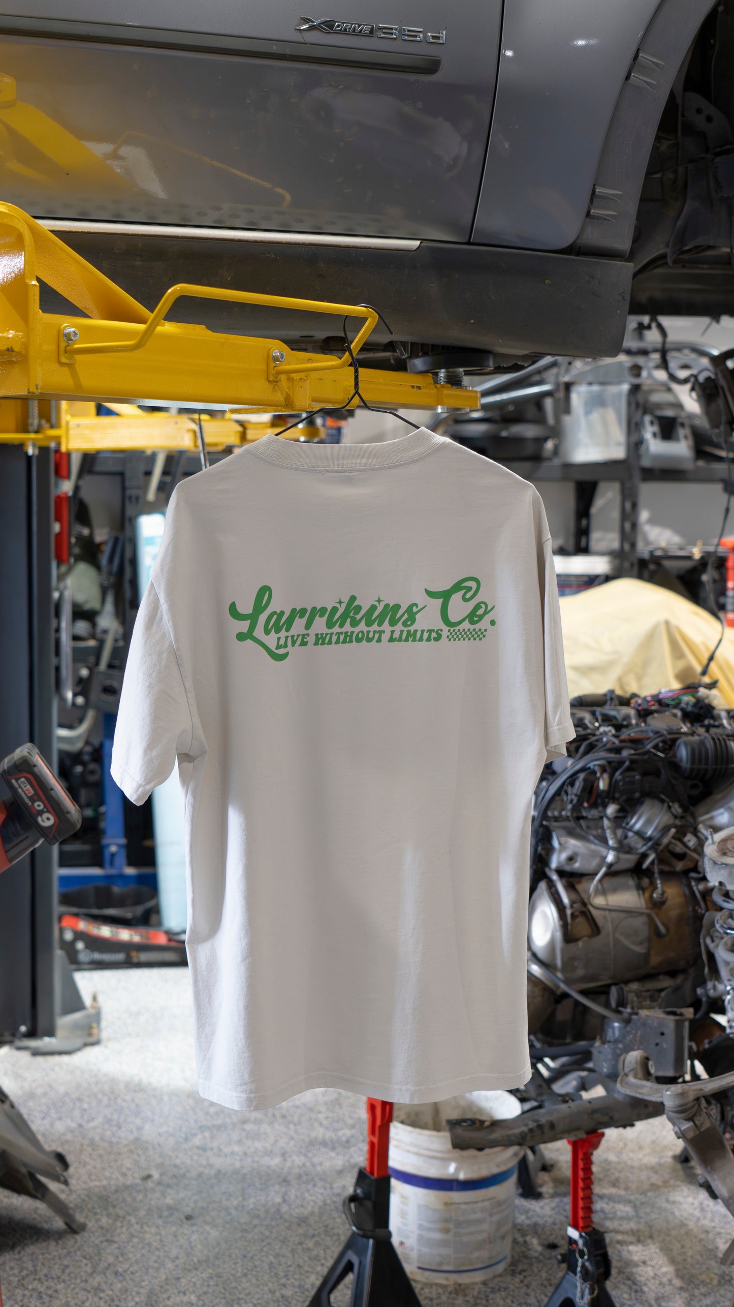 Larrikins Vintage Racing T-Shirt
