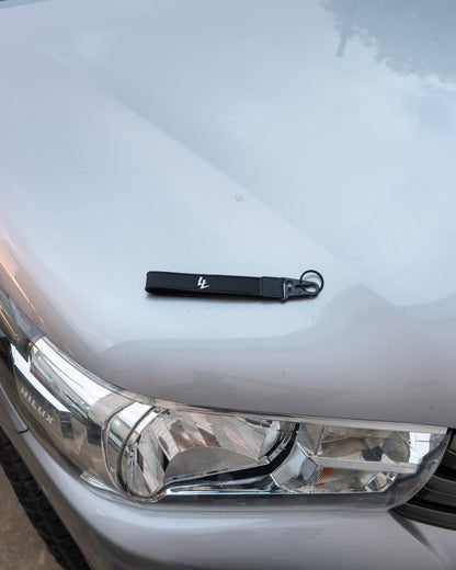 Larrikins Clip Tag